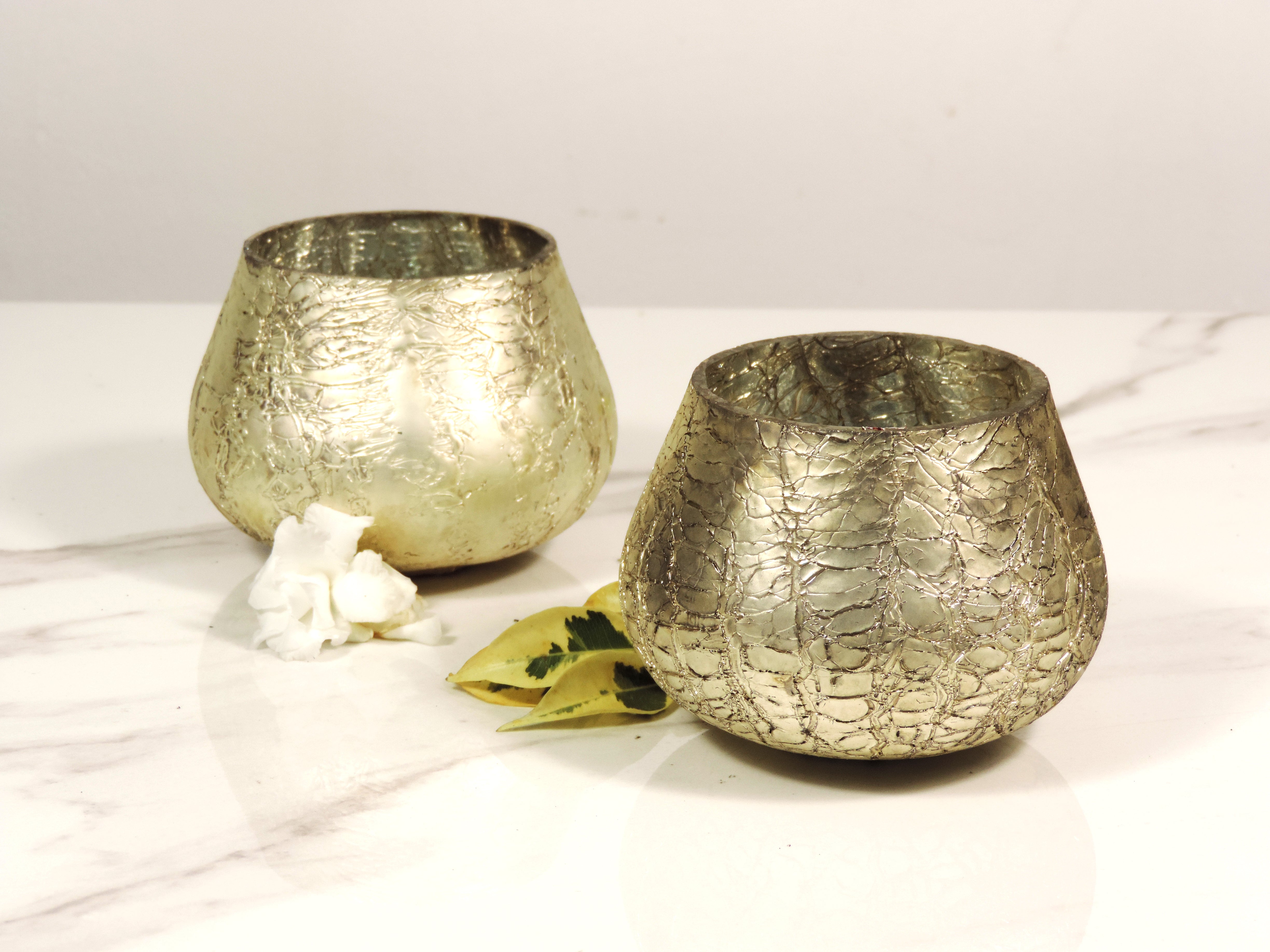 Ainaa Collection - Set of 2 Glass Votive in a Gift Box - Silver