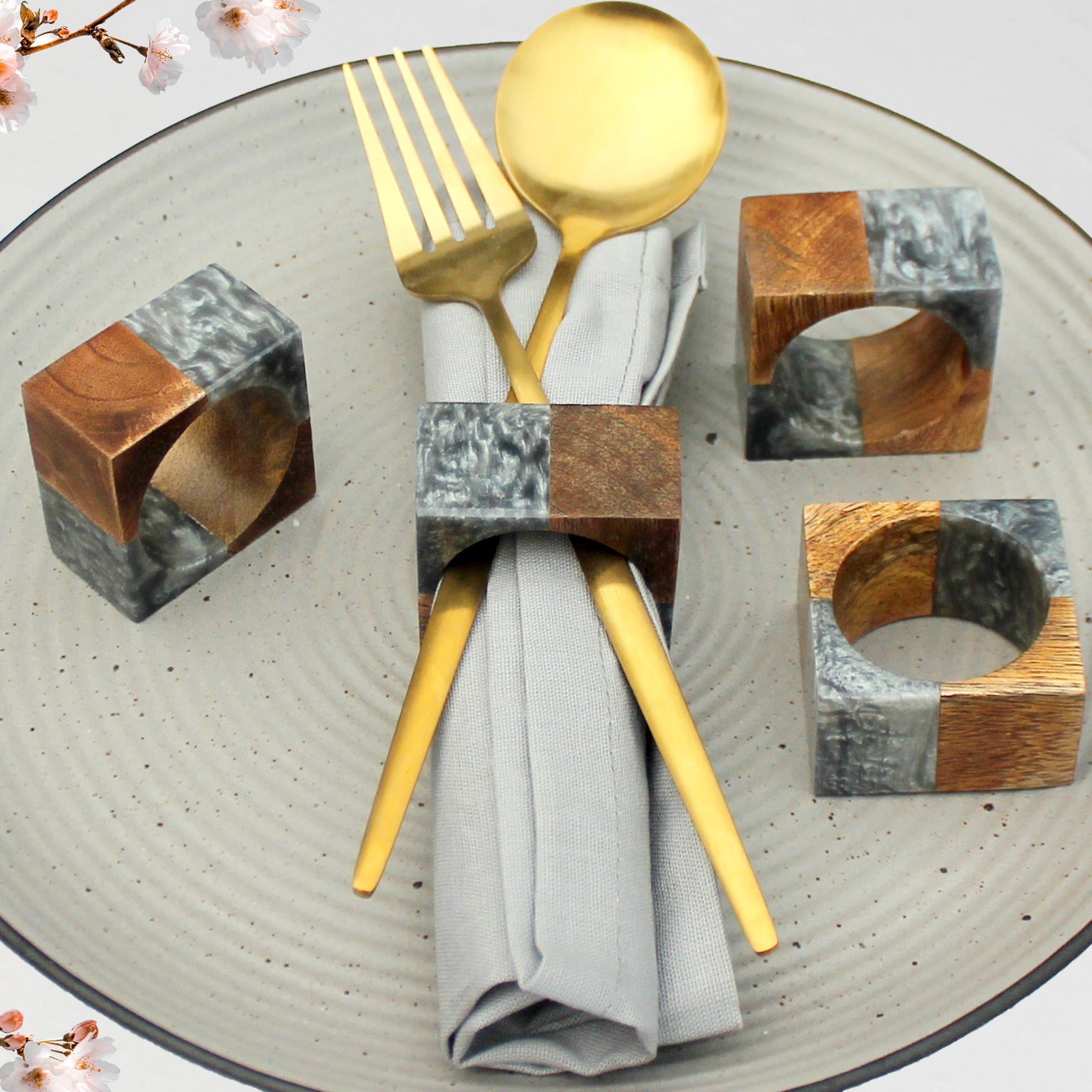 Linen by Trunkin'/ Wood with resin Napkin Ring Set of 4 / Grey/2"*2"