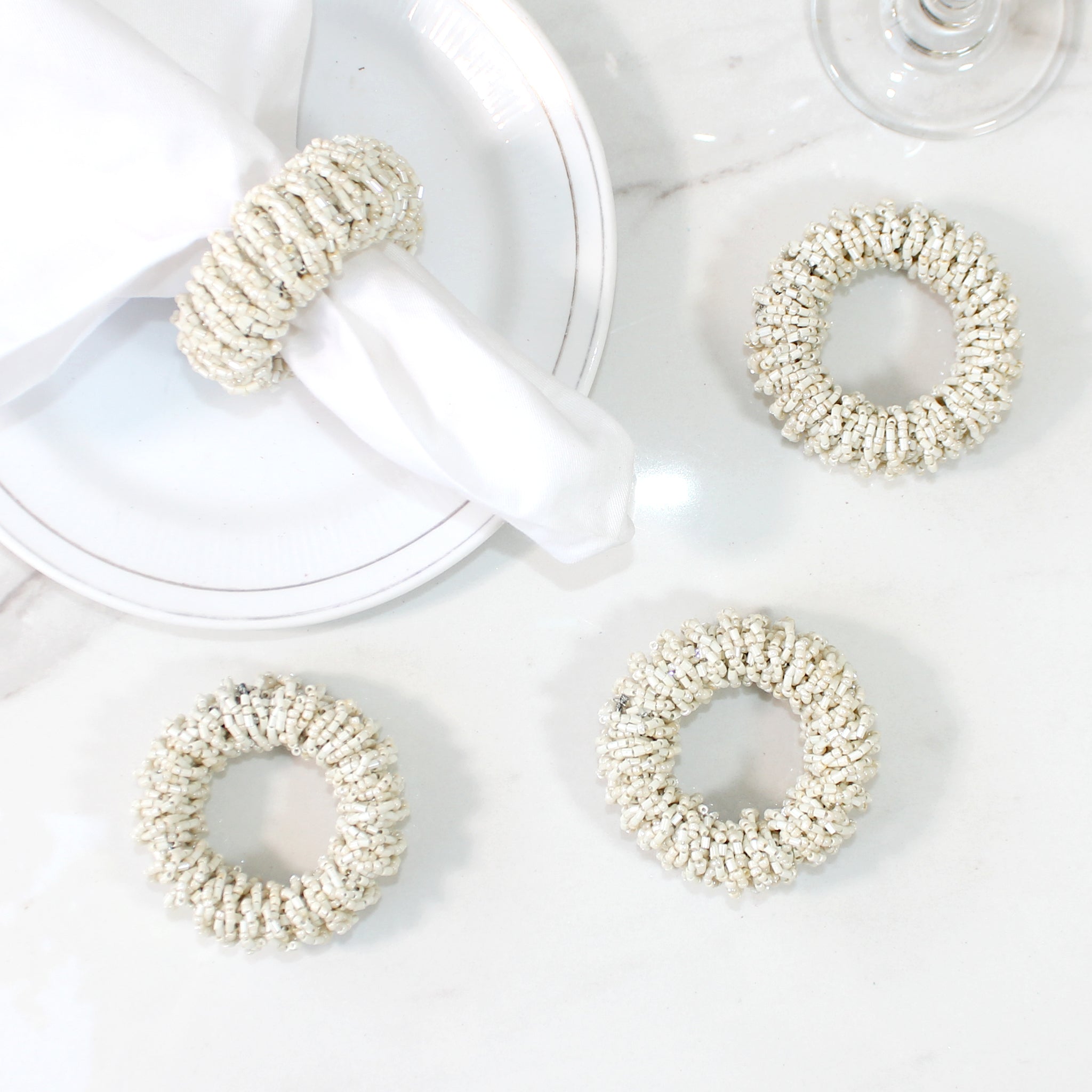 Linen by Trunkin'/ Beaded Napkin Ring Set of 4 / White/2" Dia